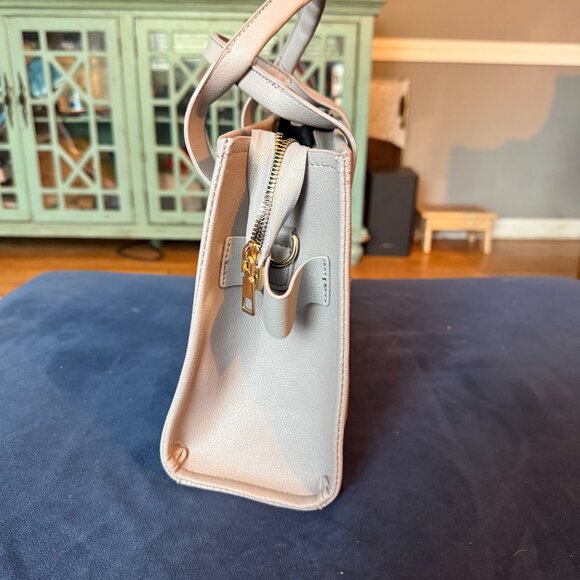 Marc Jacobs Tote - Picture 3 of 6